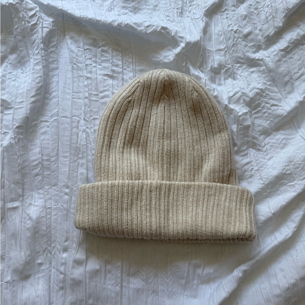 Aritzia Cream Ribbed Knit Beanie